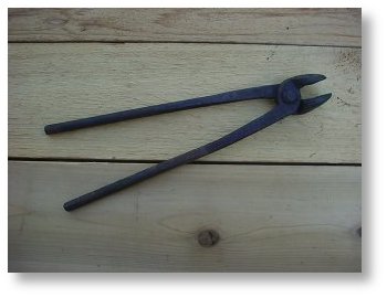 horse shoe tongs